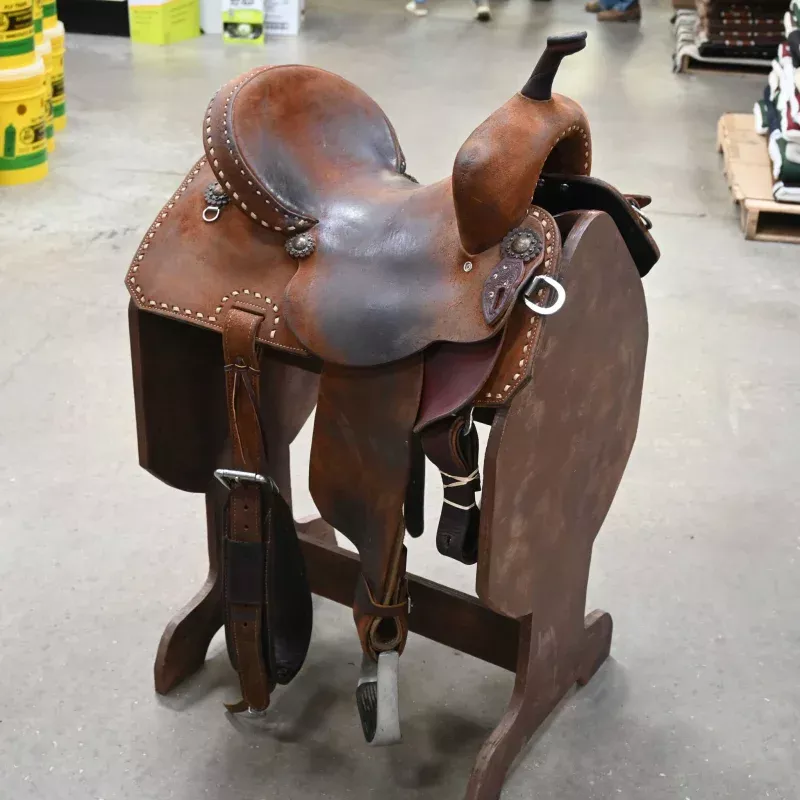 13" USED DOUBLE J THE LEGEND BARREL SADDLE